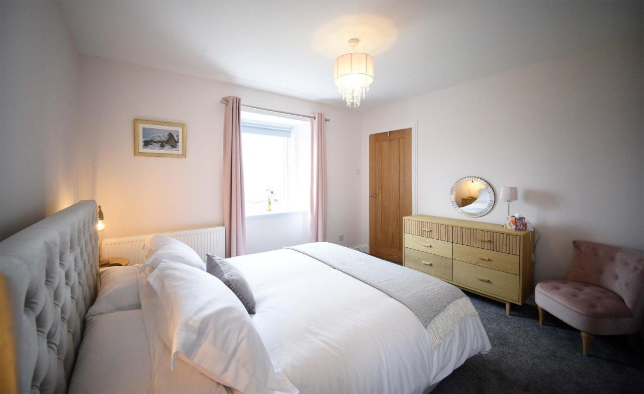 Tigh Beag Na Mara Apartman Roag Kültér fotó