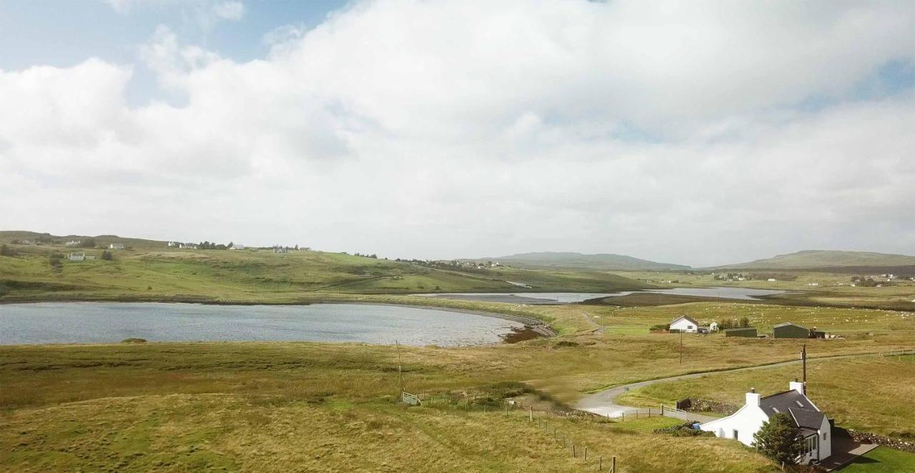 Tigh Beag Na Mara Apartman Roag Kültér fotó